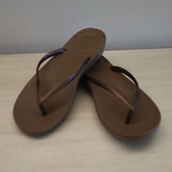 FitFlop E54-012-060 Women’s 8 Bronze Brown iQushion Ergonomic Flip-Flops Sandals - Picture 6 of 8